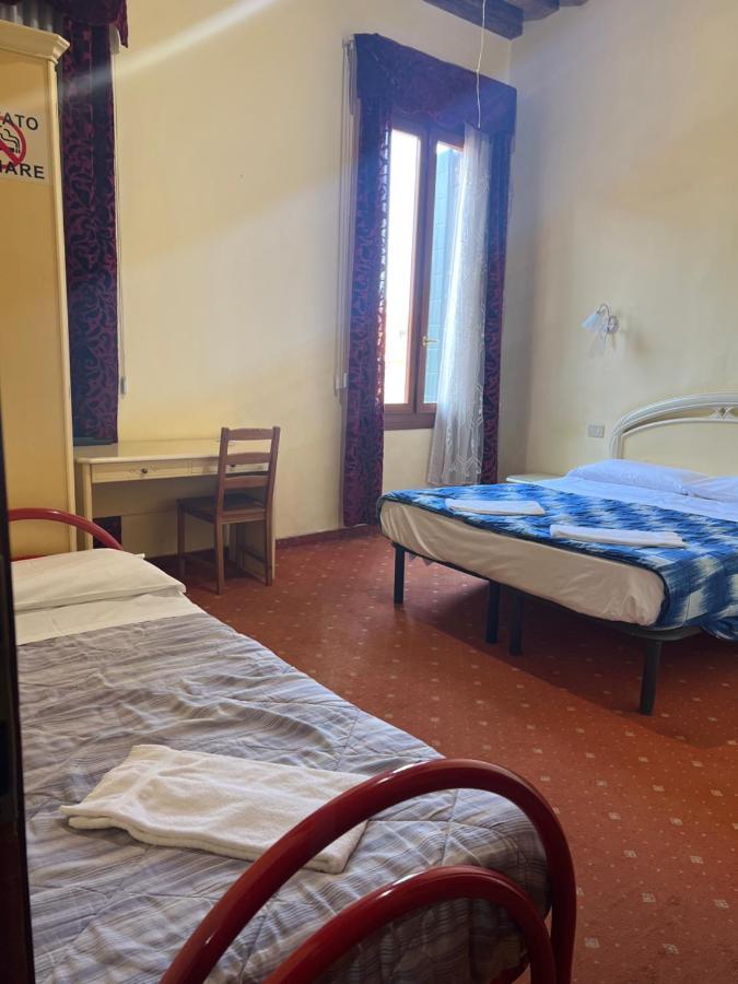 Pensjonat Casa Lin *